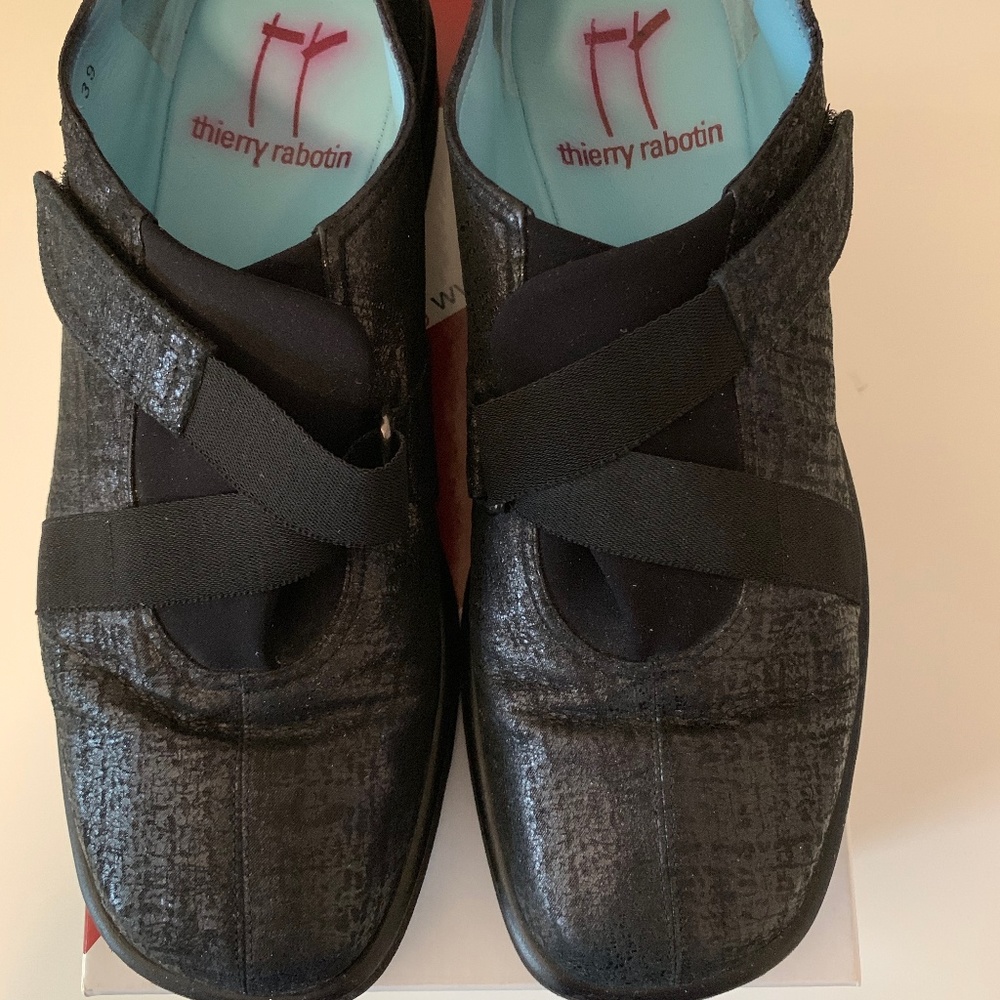 Thierry Rabotin Walking Shoe with Orthotic Footbed